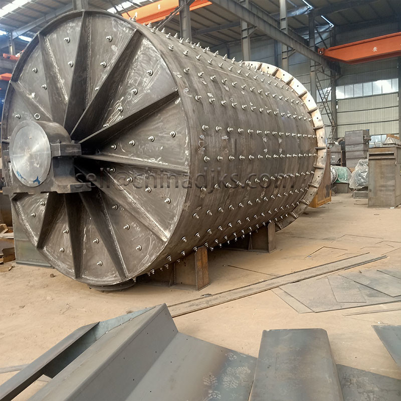 SS316 Ultra Fine Batch Type Ball Mill 200KW Wet Processing